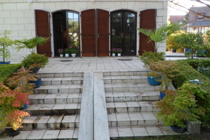 Avant : Aménagement d'allée et pavage extérieur - Avant